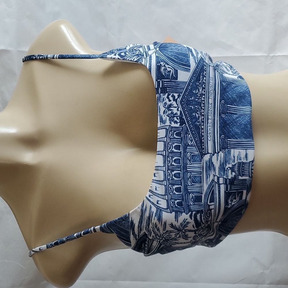 NWT Reformation Romanesque Malibu Bikini Top size M